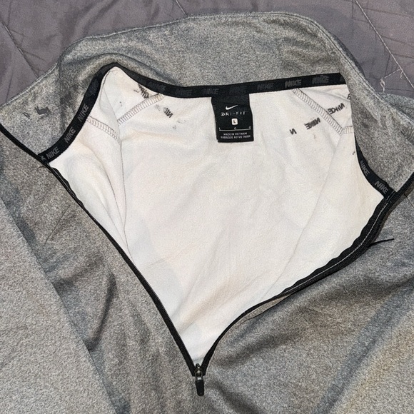 NIKE GREY HALF-ZIP SWEATER - Picture 3 of 9